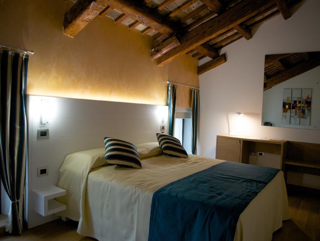 Villa Butussi - L'Ospitalita Del Vino Corno di Rosazzo Номер фото