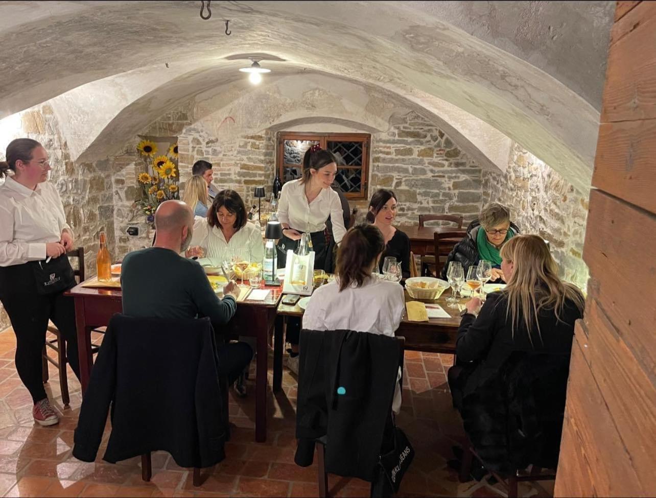 Villa Butussi - L'Ospitalita Del Vino Corno di Rosazzo Экстерьер фото